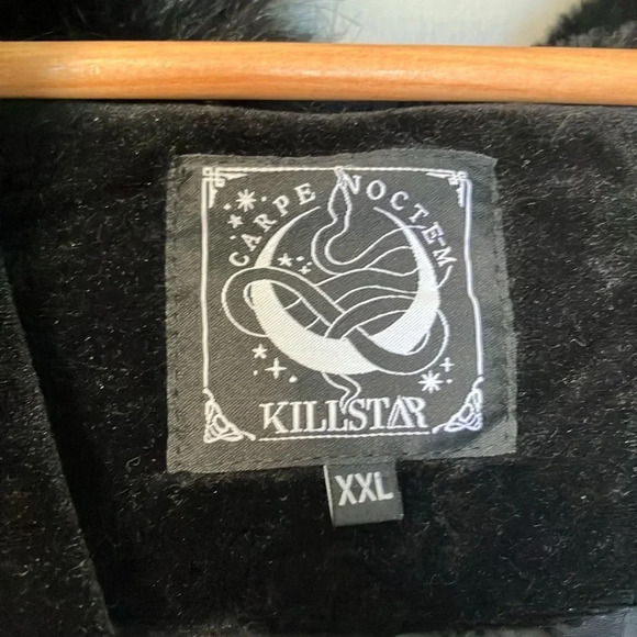 Killstar quilted  velvet hooded faux fur lace jacket - Picture 3 of 7